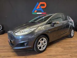 Grigio scuro Usata 2016 Ford Fiesta Titanium Due volumi | 6900 € (Buon prezzo)