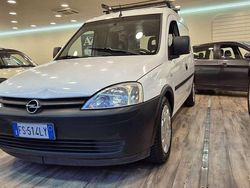 Bianco Usata 2008 Opel Combo Monovolume | 3900 € (Buon prezzo)