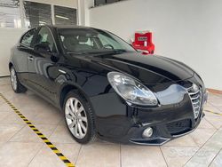 Nero Usata 2016 Alfa Romeo Giulietta Super Due volumi | 12.500 € (Buon prezzo)