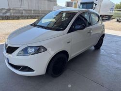 Bianco Usata 2022 Lancia Ypsilon Silver Due volumi | 11.500 € (Buon prezzo)