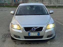 Usata 2011 Volvo V50 R-Design Station wagon | 2990 €
