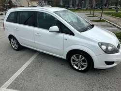 Usata 2014 Opel Zafira Monovolume | 2650 € (Ottimo prezzo)