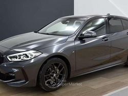 Grigio Usata 2022 BMW 118 Shadowline Due volumi | 26.000 € (Super prezzo)