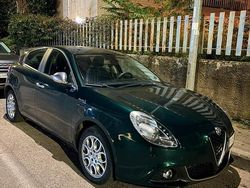 Verde Usata 2019 Alfa Romeo Giulietta Due volumi | 14.500 € (Buon prezzo)