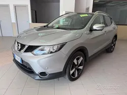 Grigio Usata 2016 Nissan Qashqai Tekna SUV | 11.300 € (Buon prezzo)