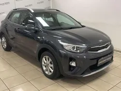 Grigio scuro Usata 2019 Kia Stonic Style SUV | 12.900 € (Buon prezzo)
