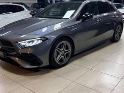 Grigio Usata 2024 Mercedes A180 AMG Line Premium Plus Tre volumi | 34.000 € (Buon prezzo)