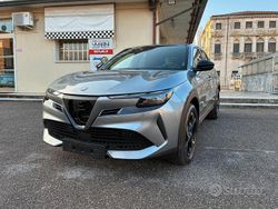 Grigio Nuova 2025 Alfa Romeo Junior Edizione Speciale SUV | 28.990 € (Buon prezzo)