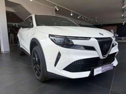 Bianco sempione Nuova 2025 Alfa Romeo Junior SUV | 25.200 € (Super prezzo)