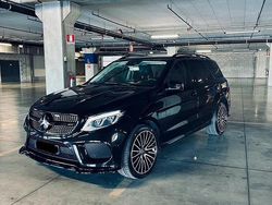 Nero Usata 2015 Mercedes GLE63 AMG AMG SUV | 32.000 €