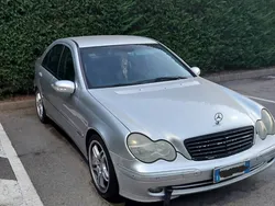 Usata 2004 Mercedes C220 Tre volumi | 2390 € (Ottimo prezzo)