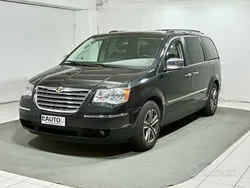 Nero Usata 2009 Chrysler Grand Voyager Limited Monovolume | 8900 € (Molto cara)