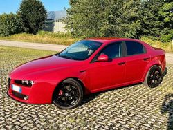Rosso Usata 2007 Alfa Romeo 159 Tre volumi | 5000 € (Cara)