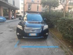 Grigio Usata 2012 Toyota RAV4 Sport SUV | 7499 €