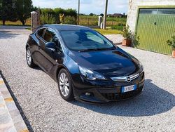 Nero Usata 2014 Opel Astra Coupé | 6800 € (Molto cara)