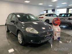 Grigio Usata 2009 Fiat Grande Punto Dynamic Due volumi | 4900 € (Molto cara)