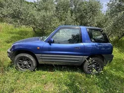 Usata 1999 Toyota RAV4 SUV | 3200 € (Ottimo prezzo)