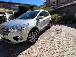 Grigio Usata 2018 Ford Kuga Vignale SUV | 11.000 € (Buon prezzo)