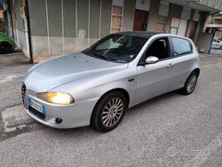 Grigio Usata 2008 Alfa Romeo 147 Due volumi | 700 €