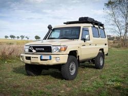 Beige Usata 2021 Toyota Land Cruiser SUV | 83.000 €