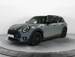 Moonwalk grey / metallizzato Usata 2022 Mini Cooper D Clubman Business Station wagon | 25.400 € (Molto cara)