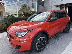 Arancione Usata 2023 Fiat 600E La Prima SUV | 21.950 € (Ottimo prezzo)