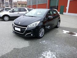 Nero Usata 2016 Peugeot 208 Active Due volumi | 8450 € (Buon prezzo)