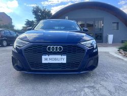 Blu/azzurro Usata 2023 Audi A3 Tre volumi | 25.900 € (Buon prezzo)