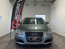 Grigio Usata 2010 Audi A3 Sportback Attraction Due volumi | 7900 € (Buon prezzo)
