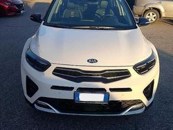 Bianco Usata 2021 Kia Stonic GT-Line SUV | 13.900 € (Buon prezzo)