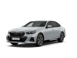 Brooklyn grey metallic Usata 2025 BMW i5 M Sport Tre volumi | 58.900 € (Ottimo prezzo)
