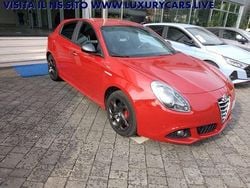Rosso Usata 2015 Alfa Romeo Giulietta Sprint Due volumi | 8500 € (Cara)