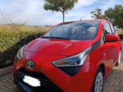 Rosso Usata 2021 Toyota Aygo Due volumi | 8800 € (Ottimo prezzo)