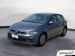 Grigio Usata 2022 VW Polo Life Tre volumi | 17.500 € (Buon prezzo)