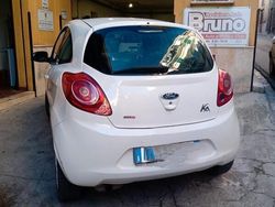 Bianco Usata 2012 Ford Ka Due volumi | 5600 € (Buon prezzo)