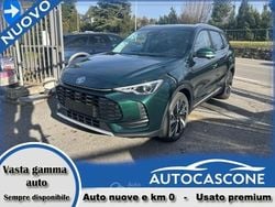 British green Nuova 2025 MG ZS Luxury Tre volumi | 24.300 € (Buon prezzo)