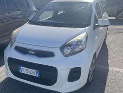 Bianco Usata 2016 Kia Picanto Due volumi | 4900 € (Ottimo prezzo)