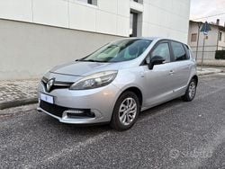 Grigio Usata 2016 Renault Scénic III LIMITED Monovolume | 7900 € (Buon prezzo)