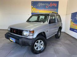 Argento Usata 1998 Mitsubishi Pajero Top SUV | 8990 € (Buon prezzo)