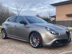 Grigio Usata 2010 Alfa Romeo Giulietta Distinctive Due volumi | 10.000 €