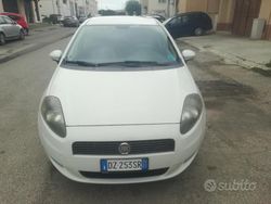 Bianco Usata 2009 Fiat Grande Punto Due volumi | 2399 €