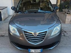 Grigio Usata 2012 Lancia Ypsilon Silver Due volumi | 5500 € (Buon prezzo)