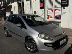 Grigio Usata 2012 Fiat Punto Evo Due volumi | 2999 €