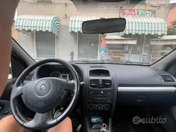 Usata 2003 Renault Clio II | 999 € (Super prezzo)