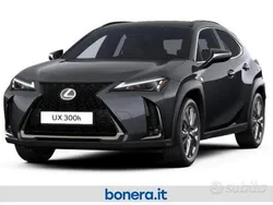 Nuova 2025 Lexus UX 300h SUV | 40.200 €