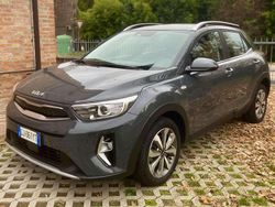 Perennial grey Usata 2022 Kia Stonic Style SUV | 13.500 € (Buon prezzo)