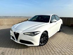 Bianco Usata 2019 Alfa Romeo Giulia Executive Tre volumi | 19.490 € (Cara)