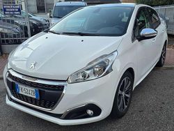 Bianco Usata 2017 Peugeot 208 Allure Due volumi | 7900 € (Buon prezzo)