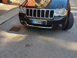 Nero Usata 2010 Jeep Grand Cherokee SUV | 3200 €