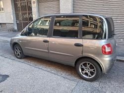 Grigio Usata 2007 Fiat Multipla Monovolume | 2000 € (Buon prezzo)